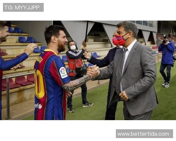 巴塞罗那竞技俱乐部官宣梅西续约五年，引发球迷狂欢